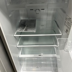 超美品！20年製ハイセンス冷凍冷蔵庫 227L の画像