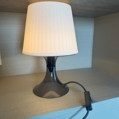 IKEAのランプの画像