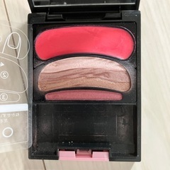 アイシャドウの画像