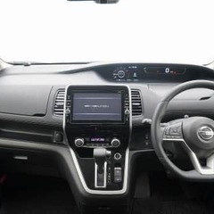 日産セレナ　ハイウェイスターの画像