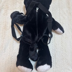 黒猫ちゃんのぬいぐるみリュックの画像