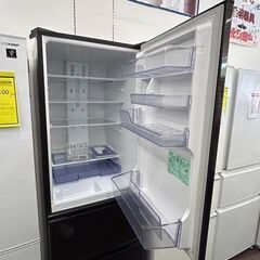 【リユ-スのサカイ広島石内店】ジモティ割！/３ドア冷蔵庫/三菱/2020年製/クリ-ニング済み/HG-7063/広島市 冷蔵庫　佐伯区 冷蔵庫　南区 冷蔵庫　西区 冷蔵庫　東区 冷蔵庫　中区 冷蔵庫　安佐南区 冷蔵庫　安佐北区 冷蔵庫　安芸区 冷蔵庫　府中町 冷蔵庫　海田町 冷蔵庫　熊野町 冷蔵庫　坂町 冷蔵庫　廿日市市 冷蔵庫の画像