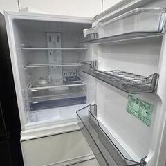 【リユ-スのサカイ広島石内店】ジモティ割！/３ドア冷蔵庫/三菱/2021年製/クリ-ニング済み/HG-7064/広島市 冷蔵庫　佐伯区 冷蔵庫　南区 冷蔵庫　西区 冷蔵庫　東区 冷蔵庫　中区 冷蔵庫　安佐南区 冷蔵庫　安佐北区 冷蔵庫　安芸区 冷蔵庫　府中町 冷蔵庫　海田町 冷蔵庫　熊野町 冷蔵庫　坂町 冷蔵庫　廿日市市 冷蔵庫の画像