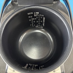 象印  圧力IH炊飯器  5合  2021年製  NW-TB10の画像