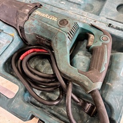 レシプロソー／Makita／JR3051T／電動工具／セーバーソー／動作未確認／通電確認済／ジャンク／工具／整備／切断／418の画像