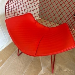 お取引中　ワイヤーチェア赤の画像