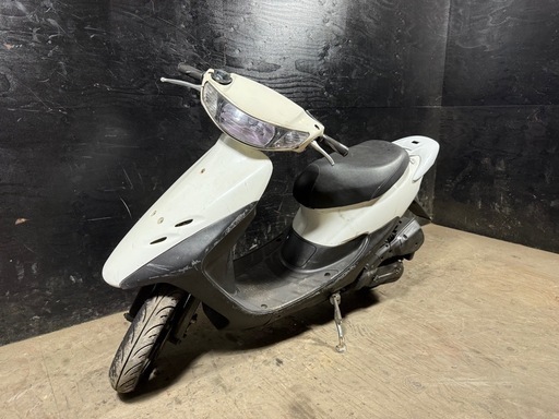 ★支払総額3.6万円★定休日なし！いつでも現車確認可能です！ ホンダ ライブディオZX仕様 白 AF35 2ストのためオイル注ぎ足すだけ！ フロントディスクブレーキ！ カスタムベースに♪