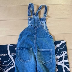 H &Mカバーオールの画像