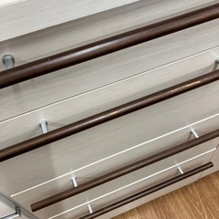 河口家具製作所　レンジボード　スライド2枚扉　4段引き出し　キズ有り　程度B ホワイト×ブラウン【取りに来れる方限定】の画像