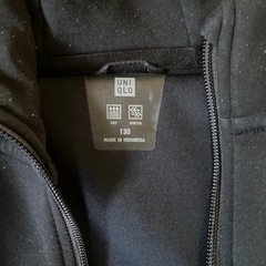 UNIQLOパーカーの画像
