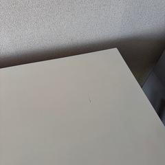 ダイニングテーブルの画像