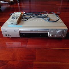 ソニー製　VHSビデオデッキの画像