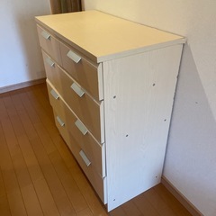 4段チェストの画像
