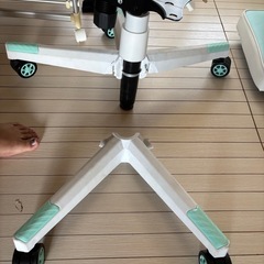 SWOLOLゲーミングチェアの画像