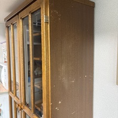 （写真追加済）食器棚差し上げますの画像