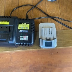 充電式草刈機　の画像