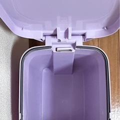 【美品】ペダル式　ゴミ箱　パープル　パステルカラー　おしゃれ　ダストボックス　収納の画像
