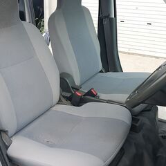 車検２年付込々　価格　ダイハツ　ハイゼットカーゴ　デラックス　 軽バン　軽貨物　4AT　シルバー　ハイルーフ　運転席　助手席パワーウィンドウ　集中ドアロック　パワステ　エアコンクーラー　両側スライドドアの画像
