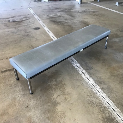 コクヨ　ロビーベンチ