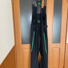 SALOMON ビブパンツ XLサイズ スノボパンツ ブラック/グリーンの画像
