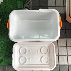 GINT  クーラーボックスの画像