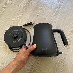 バルミューダ 電気ケトルの画像