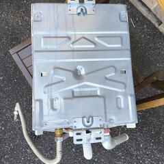 【値下げ中古】瞬間湯沸かし器プロパン用の画像