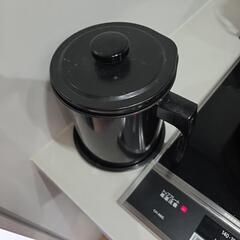 油入れ★ニトリ★の画像