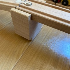 IKEA 木製電車の画像