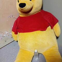 プーさん超特大ぬいぐるみの画像