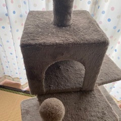 キャットタワーの画像