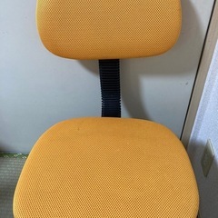椅子、デスクチェアの画像