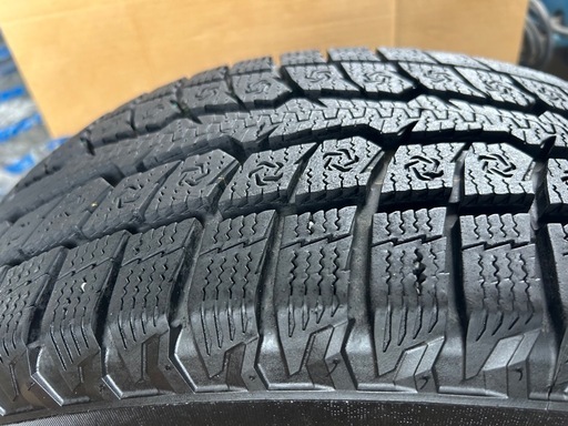 TOYO スタッドレスタイヤ オブザーブ GSi-6 LS 225/70R16 2023年製 4本セット