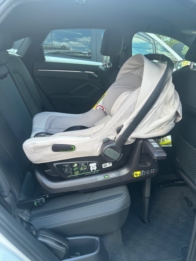 NUNA PIPA next ベース　チャイルドシートISOFIX