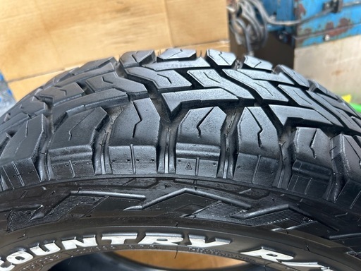 TOYOタイヤ 夏タイヤ オーブンカントリー R/T　225/70R16 2023年製 4本セット