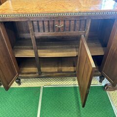 【愛品館八千代店】アンティーク　大理石天板　キャビネットの画像