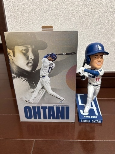 8/27スタジアム限定 大谷翔平50/5ボブルヘッドとANAのピンバッジ付き 8/27スタジアム限定 大谷翔平50/5ボブルヘッドとANAのピンバッジ