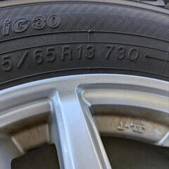 スタッドレス付きアルミホイール　155/65R13の画像