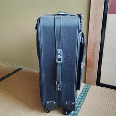 キャリーケースの画像