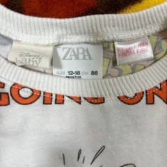 ZARA ディズニー Tシャツ 半袖 90 ミッキー 総柄の画像