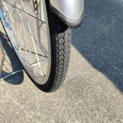 綺麗です。ステンレスハンドル　オートライト　26インチ自転車の画像