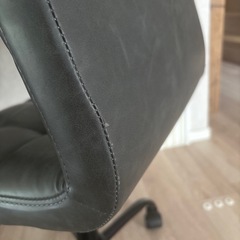 少し傷あり　座面角度難あり　の画像