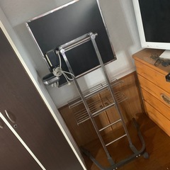 コンセント付　ドレッサーの画像
