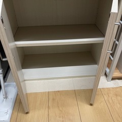 食器棚の画像