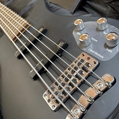 5弦ベースお譲りしますの画像