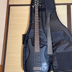 5弦ベースお譲りします