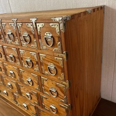 和家具　薬箪笥　引き出し　タンスの画像