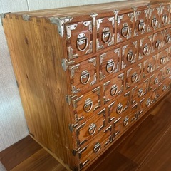 和家具　薬箪笥　引き出し　タンスの画像
