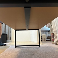 木製 小テーブルの画像