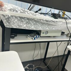  【オフィス移転につき多数出品】大型パソコンラック　W1000mm×D600mmH1030mmの画像